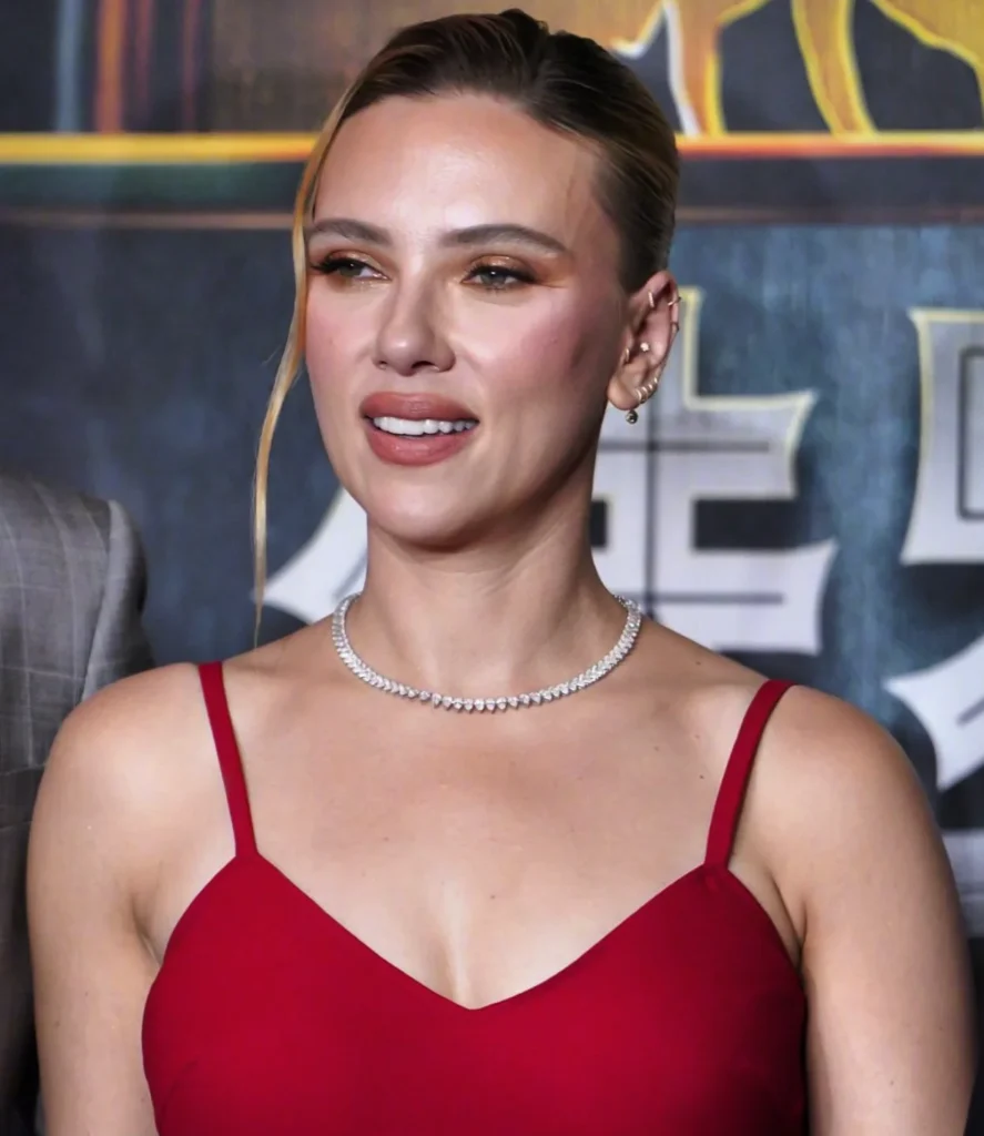 Scarlett Johansson: Age, Career, Net Worth, Height & Boyfriend