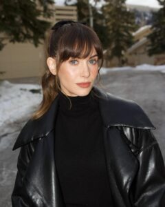 Alison Brie Biography: Career, Net Worth & Life Story 2025