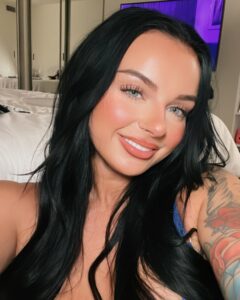 Payton Preslee: Age, Career, Height Boyfriend & Net Worth 2025