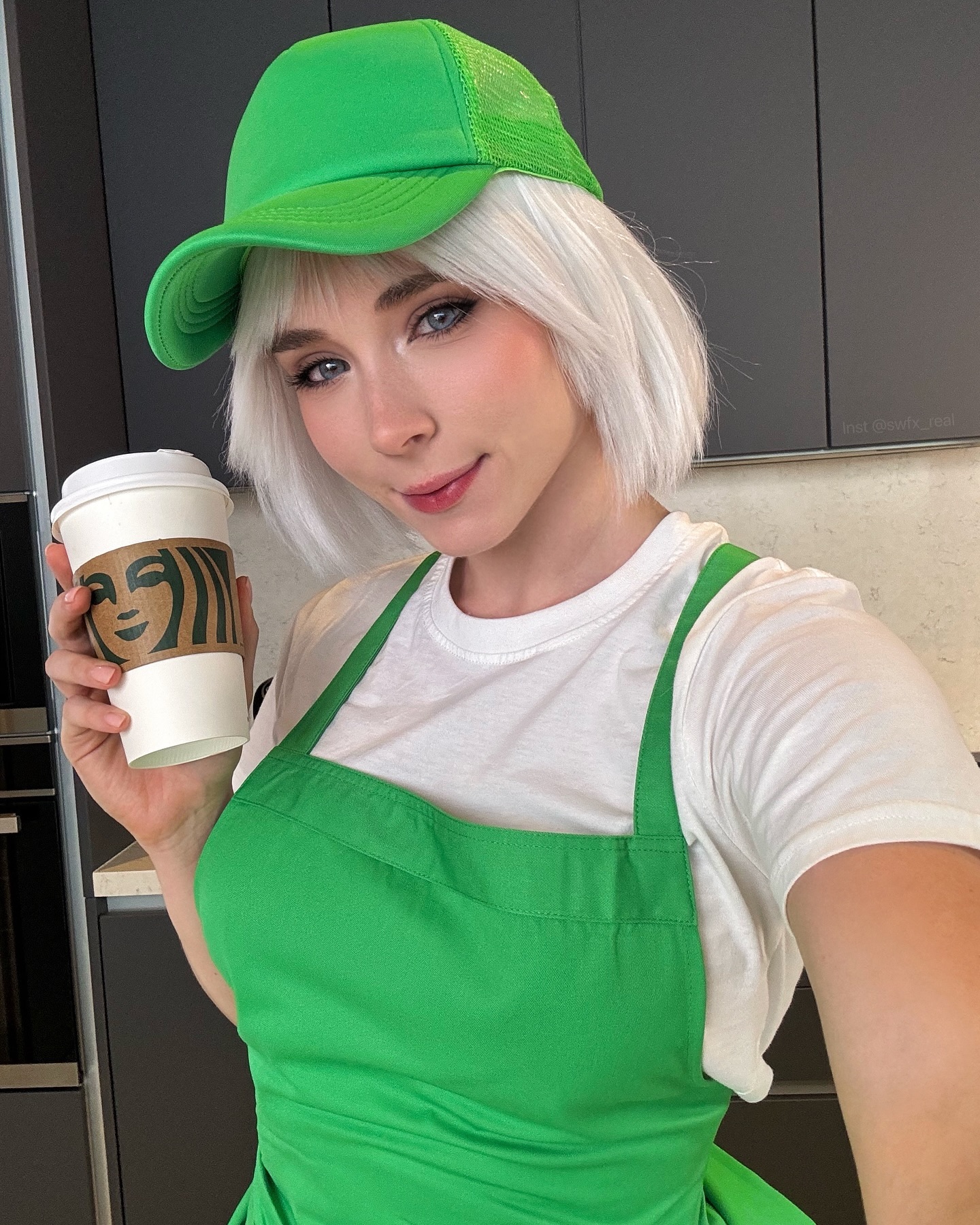 Sweetie Fox Biography: Age, Net Worth, Career & Facts