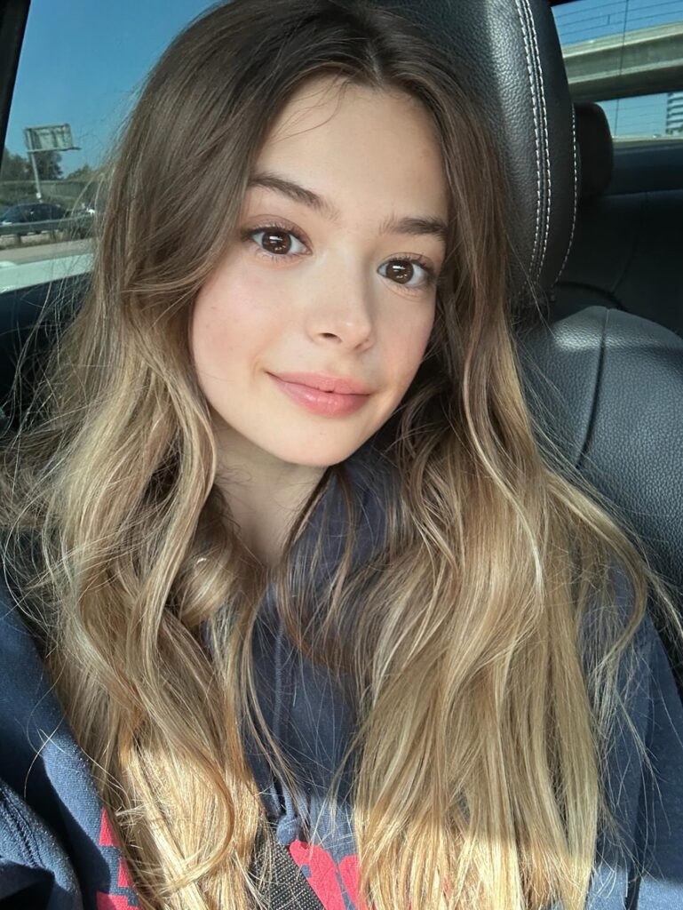 Molly Little Age, Bio, Career, Net Worth, Boyfriend & More