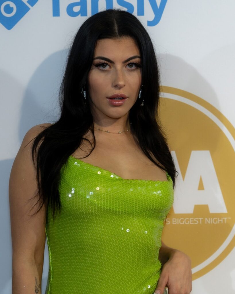 Gal Ritchie: Biography, Age, Career, Height & Net Worth